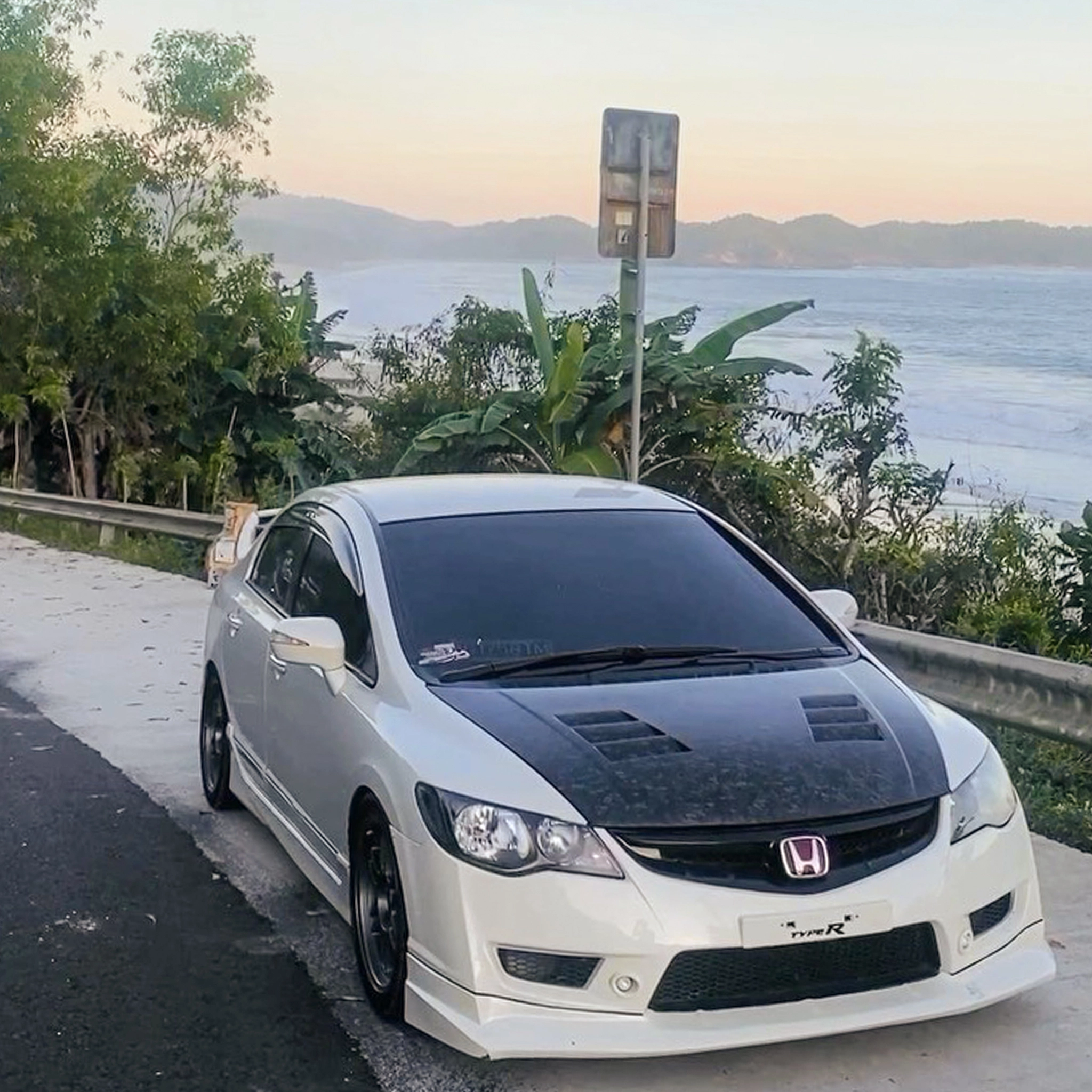 Civic Type G kap mesin karbon civic fd