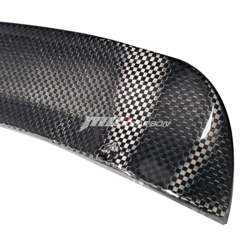 spoiler karbon innova
