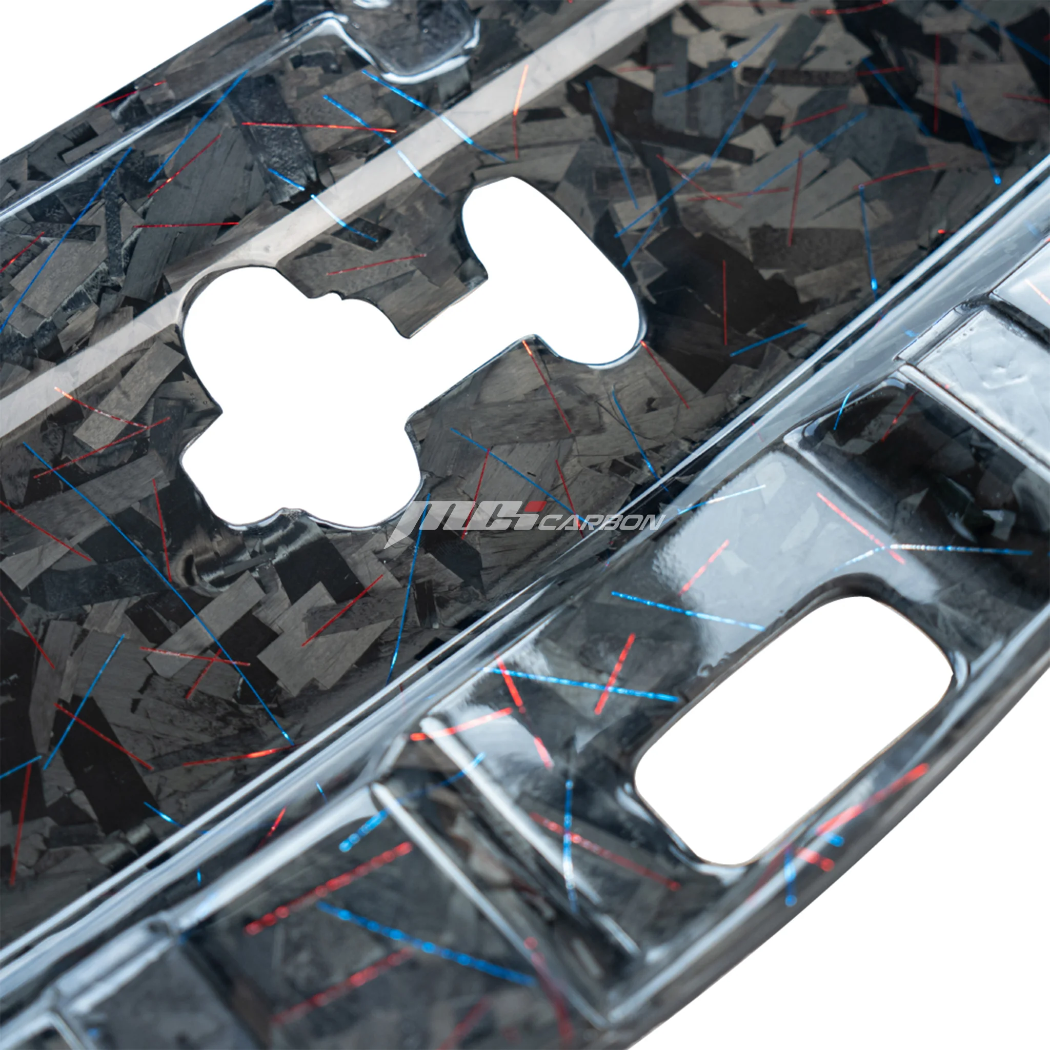 MOCKUP PAJERO 2016-2020 COVER RADIATOR FORGED (BLUE & RED) 02 cover radiator carbon