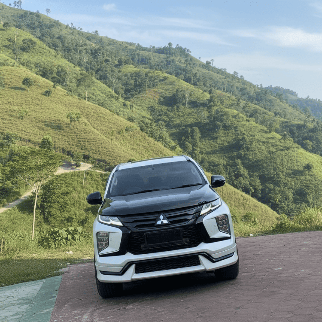 kap mesin Pajero
