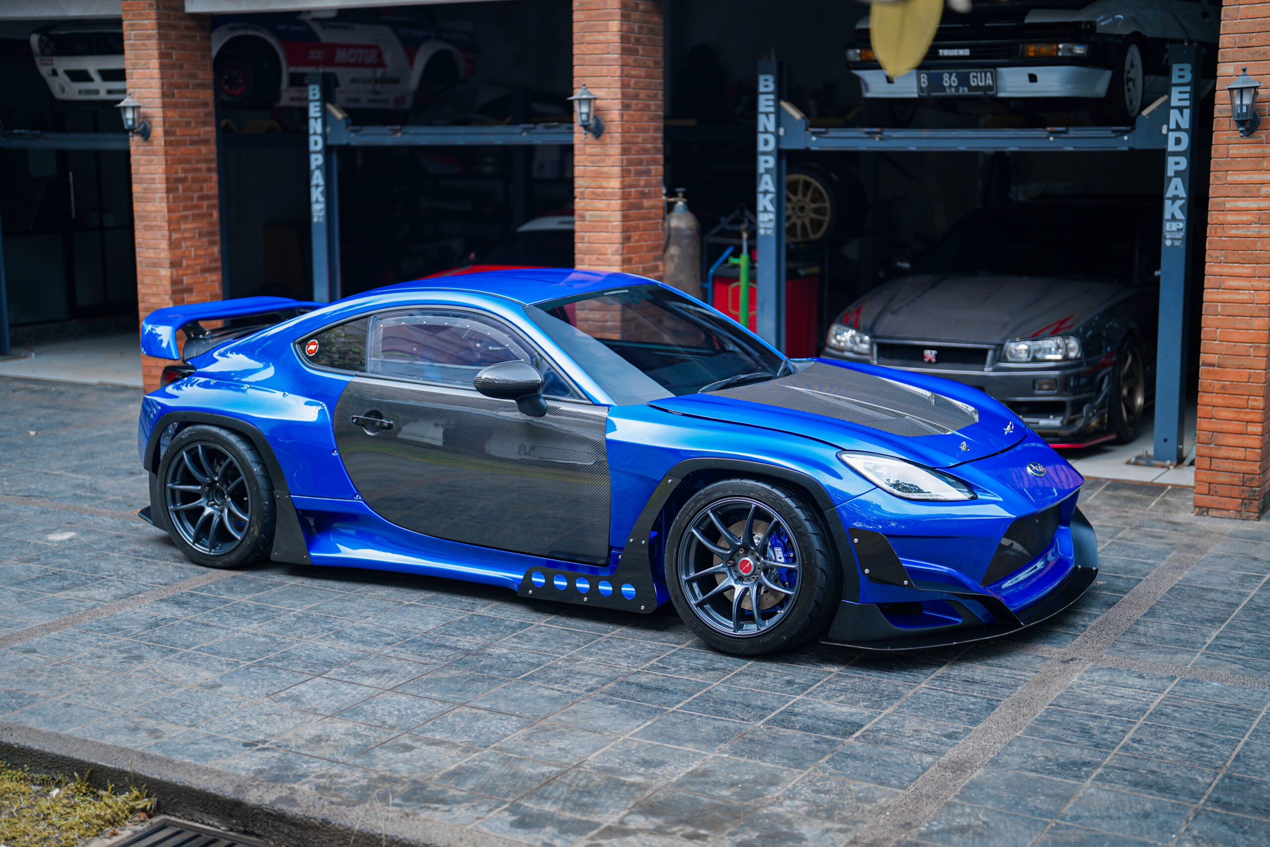 Pintu Subaru BRZ 2022 – 2025 MCI Carbon Pintu Subaru BRZ 2022 - 2025 MCI Carbon